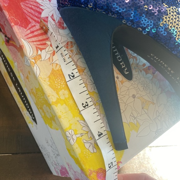 Chinese Laundry Blue/Silver Sequins size 8 Heels - Picture 10 of 10